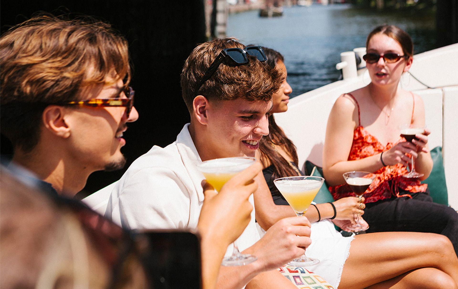 Cocktailboot (prive sloep met schipper), foto 2