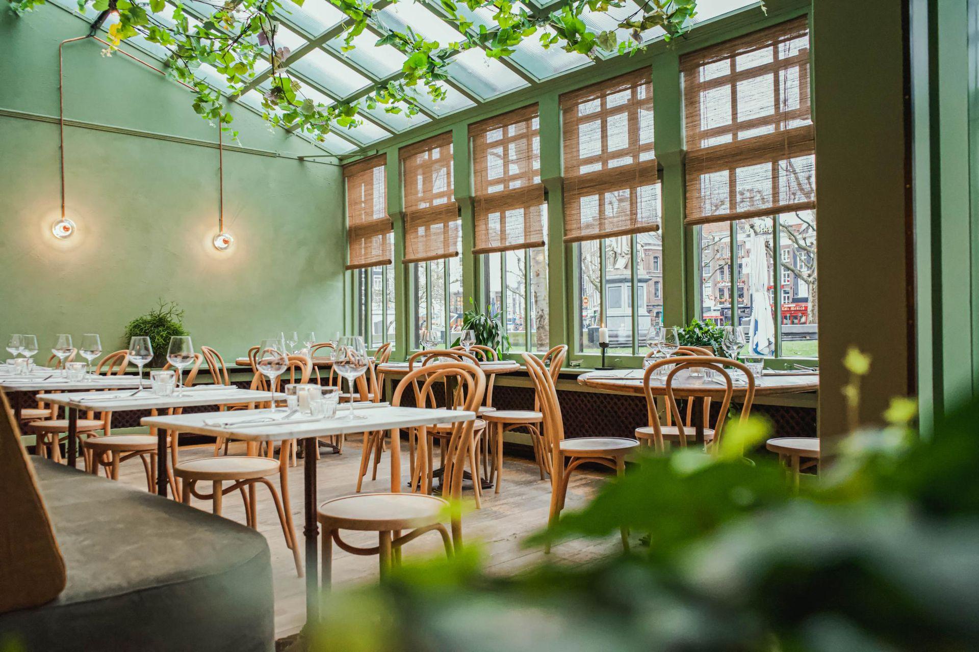 Restaurant & bar