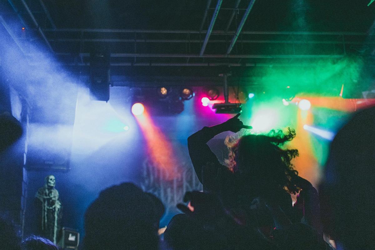 Noise & Connect
