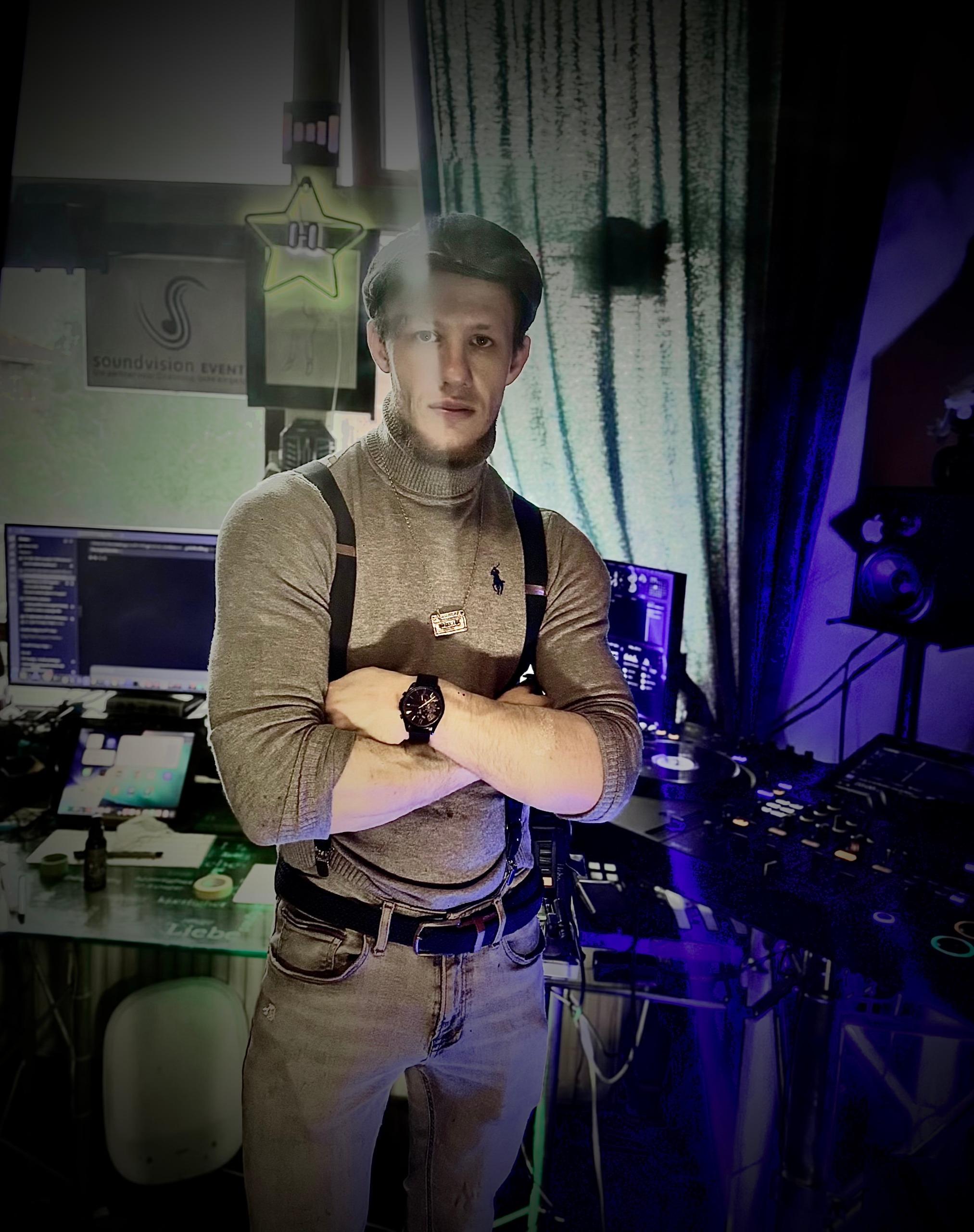 DJ Tonicity – Allround DJ voor clubs, festivals, corporate events, en diverse allround club sound settings., foto 6
