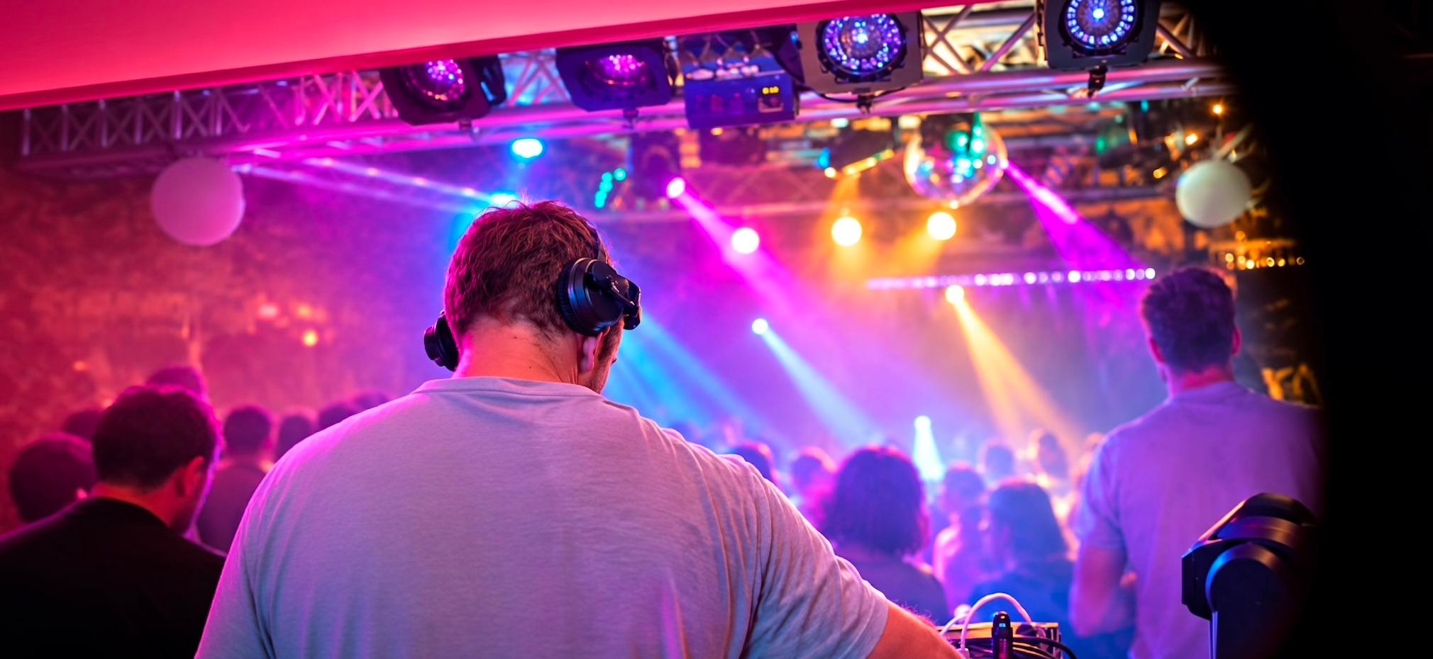 DJ Tonicity – Allround Club DJ voor Bruiloft , corporate events, festivals en diverse allround club-energy settings., foto 14
