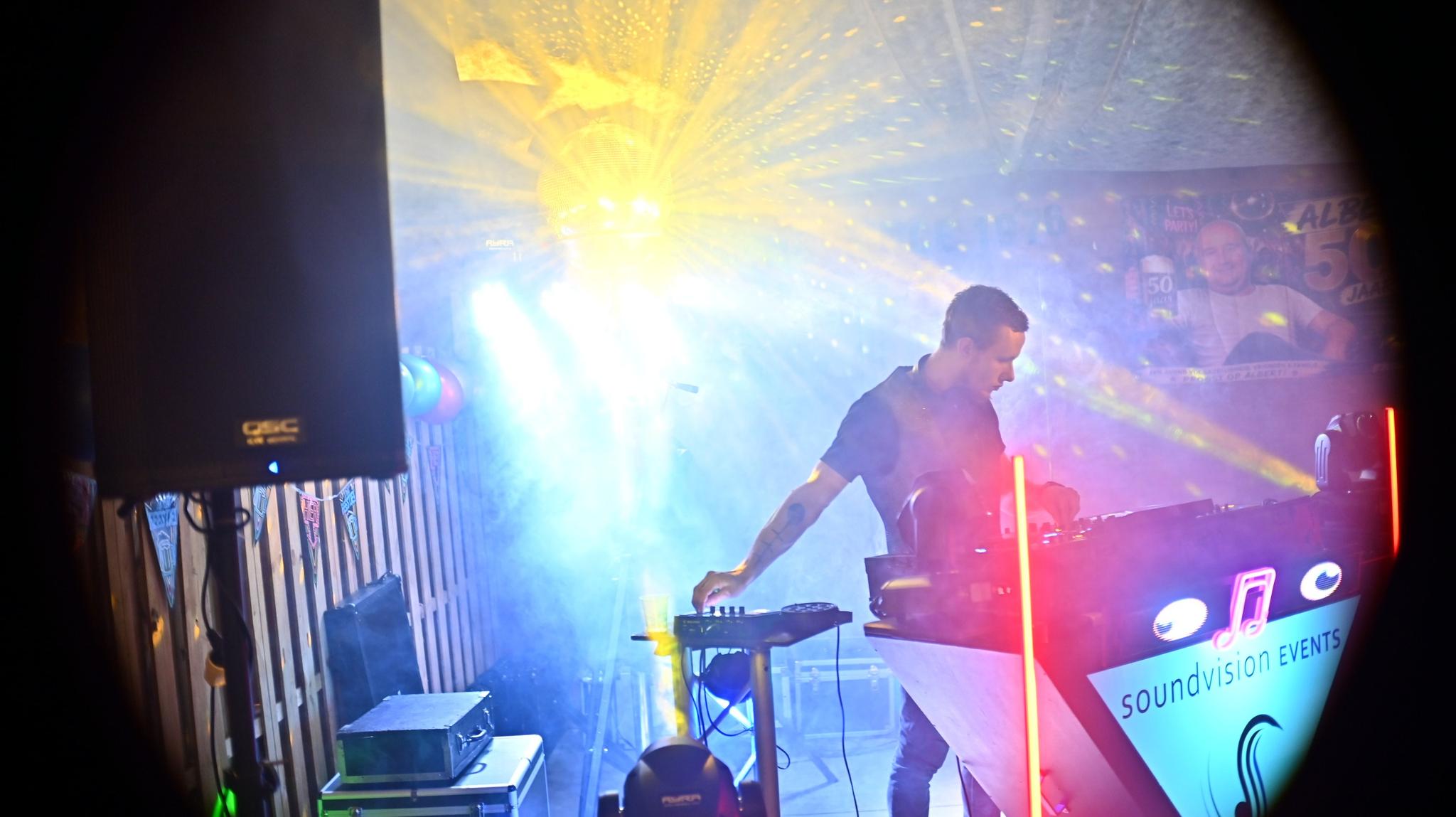 SoundVision Events – Complete DJ-show op maat, foto 29