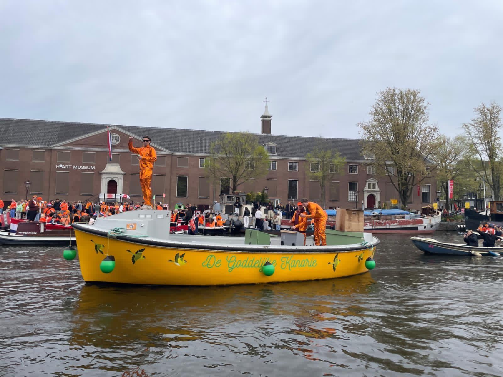 De Goddelijke Kanarie, foto 2
