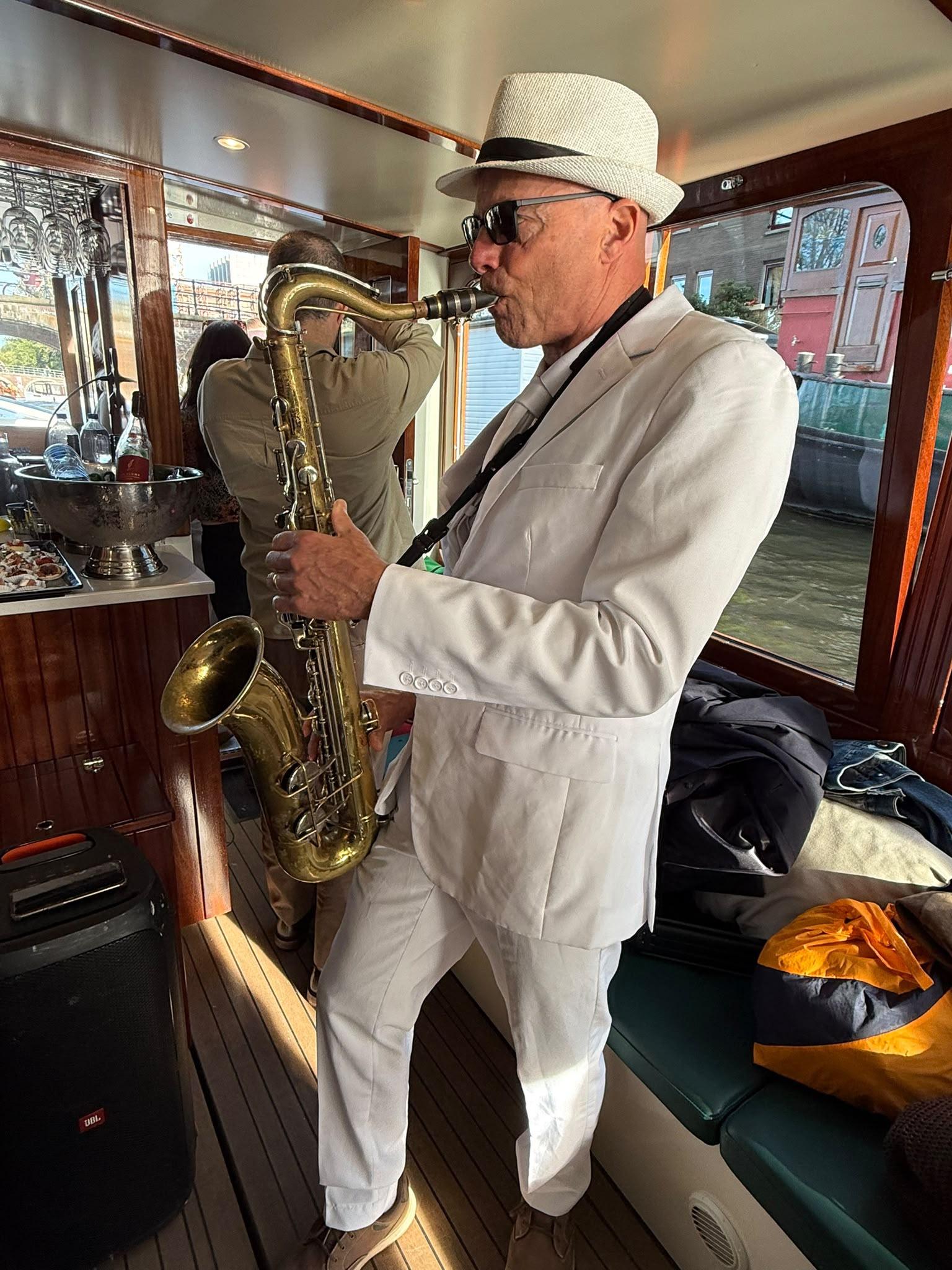 Tal Saxophone, foto 8