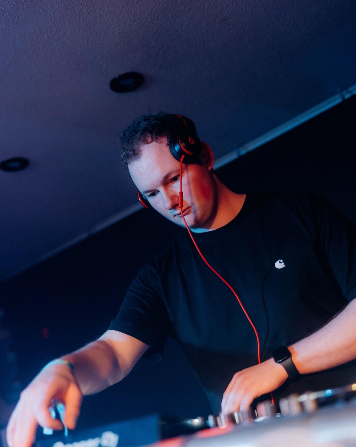 DJ Lost in Paradise